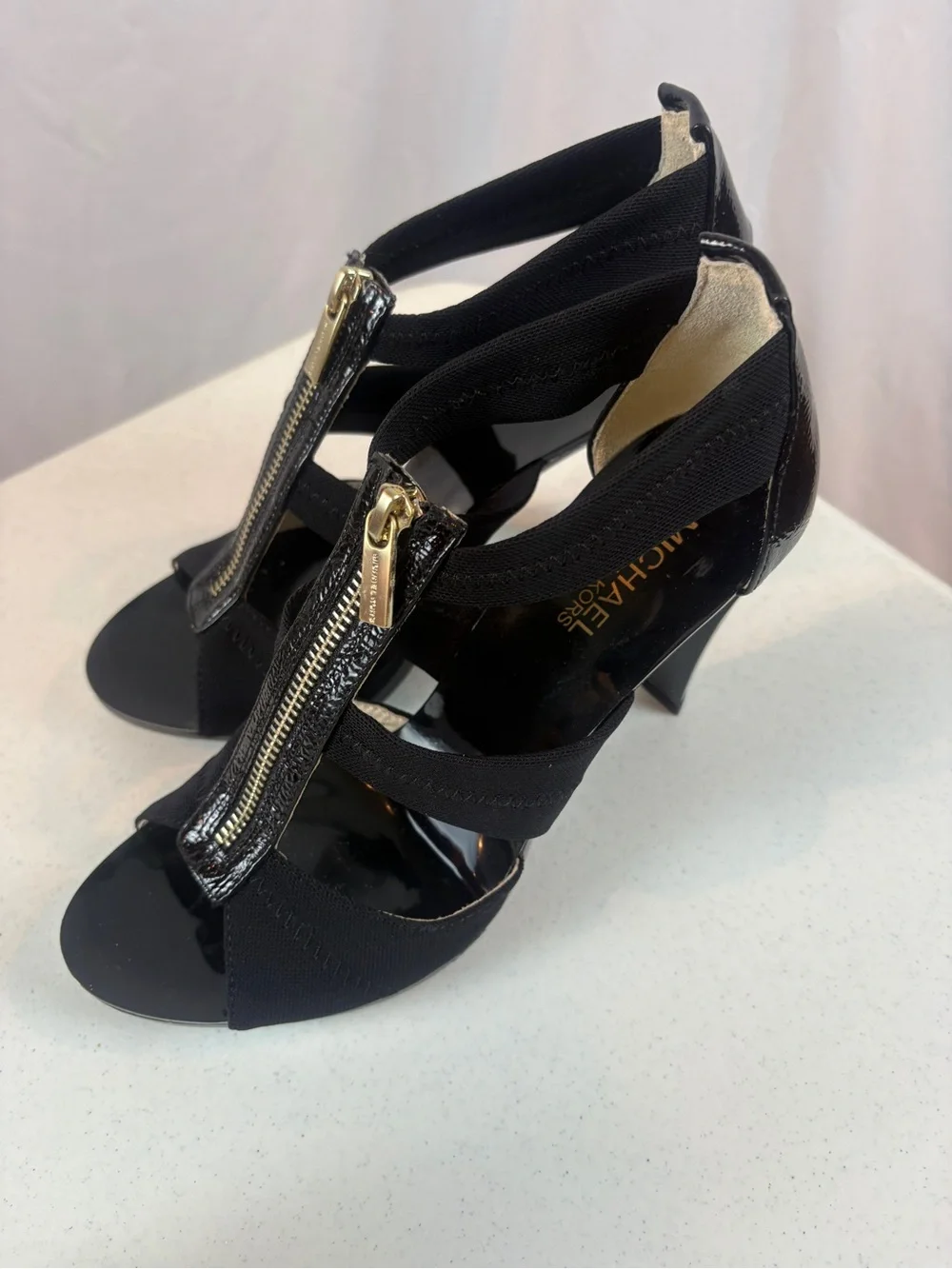 Michael Kors Berkley T Strap Black‎ High Heel Sandals Size 9 4 Inch Heel